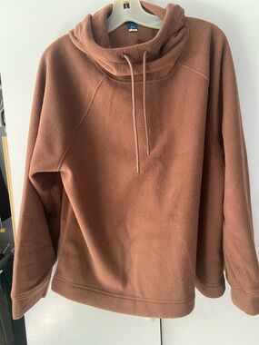 Brown Fleece Pullover w/hood